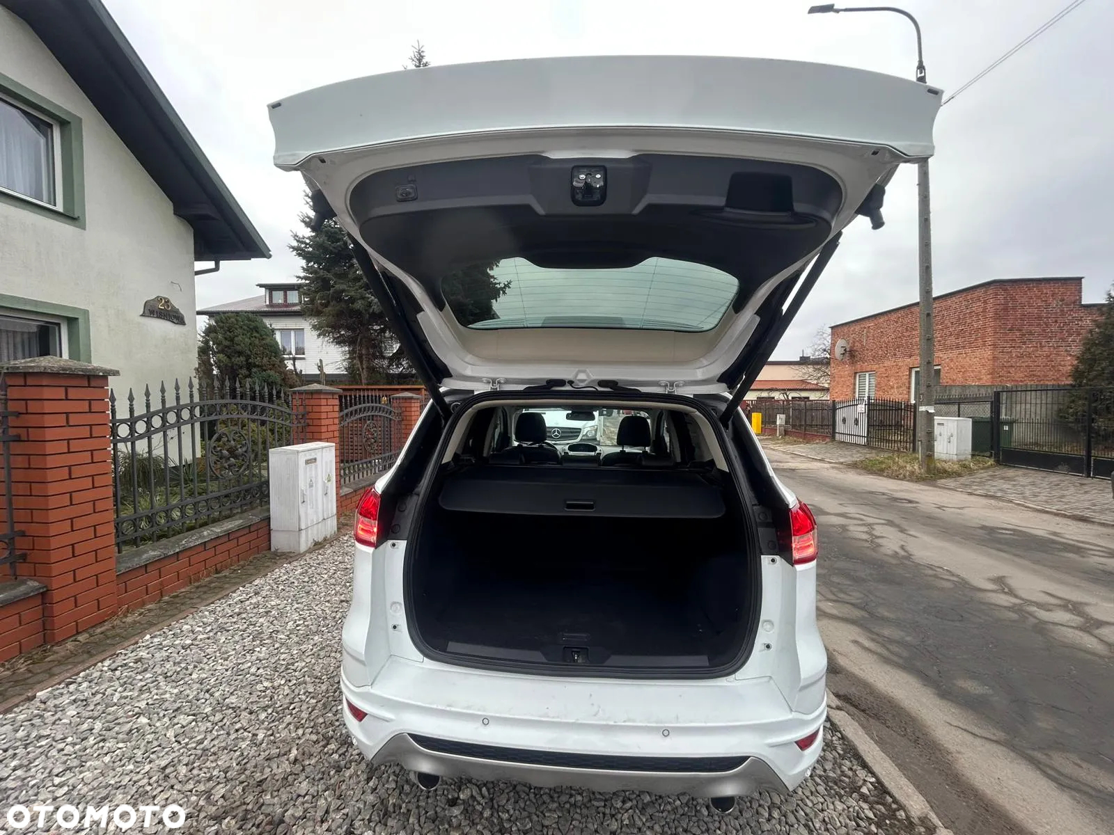 Ford Kuga 2.0 TDCi 4x4 Individual - 24