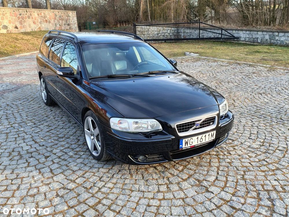 Volvo V70 R - 1