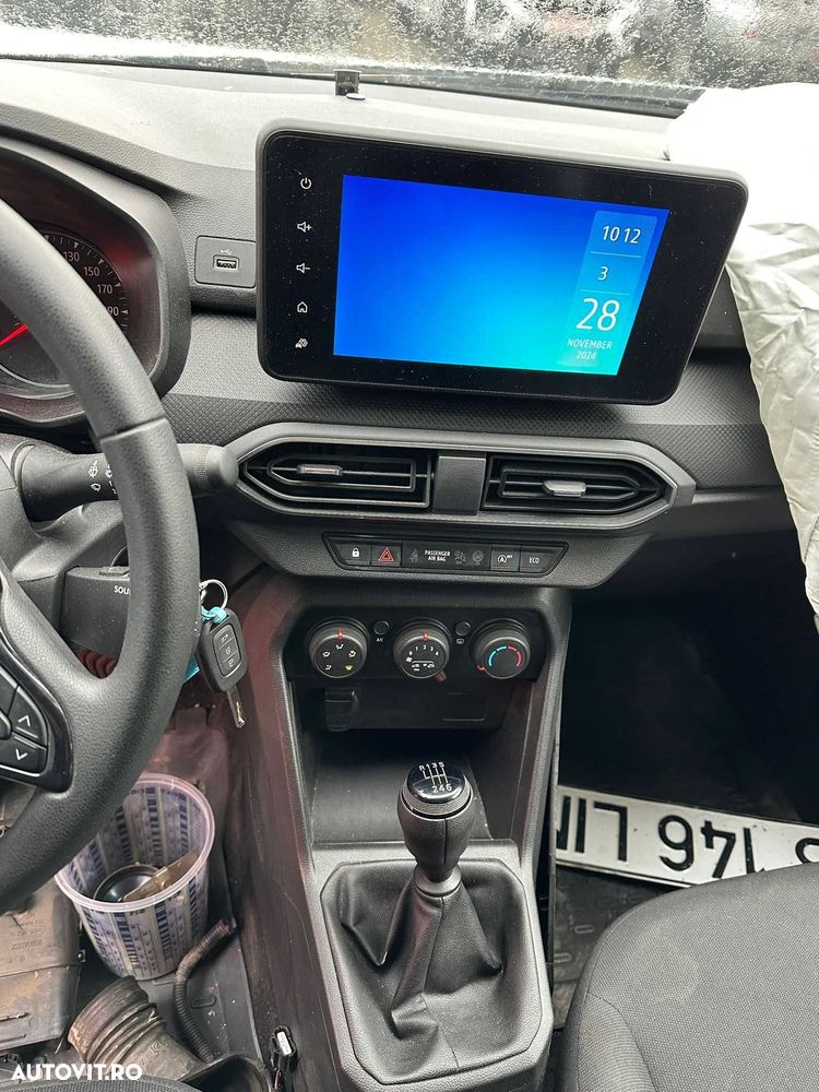 Dezmembrari Dacia Logan 3 2023 BERLINA 999 Motor complet fara anexe - 2