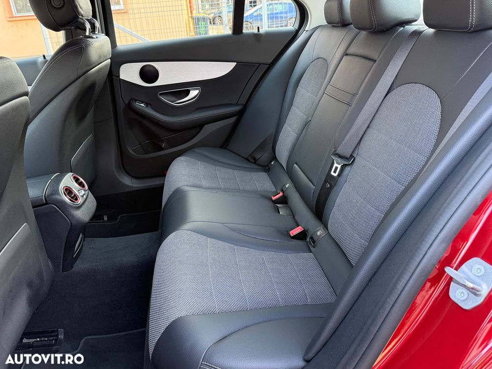 Mercedes-Benz C 200 Avantgarde - 24