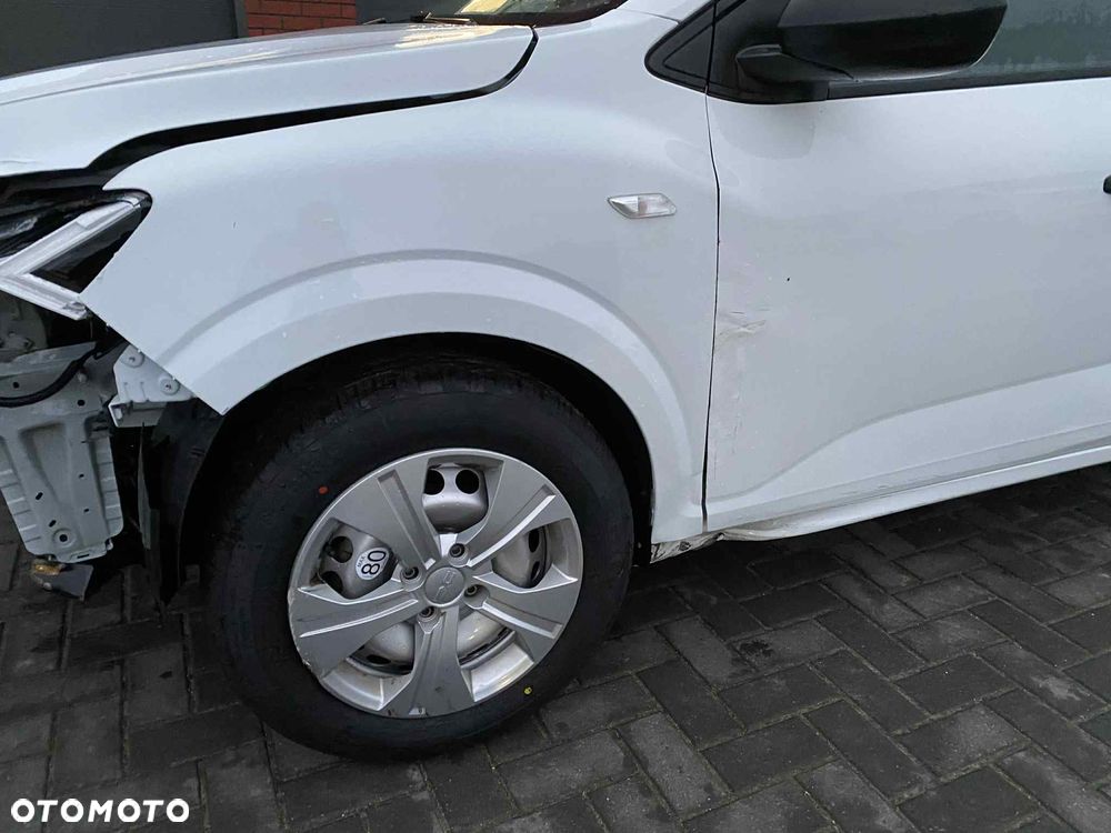 Dacia Sandero SCe 65 Essential - 27