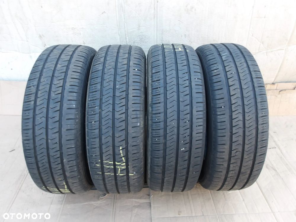 HANKOOK RADIAL RA28L 215.65.16C - 1