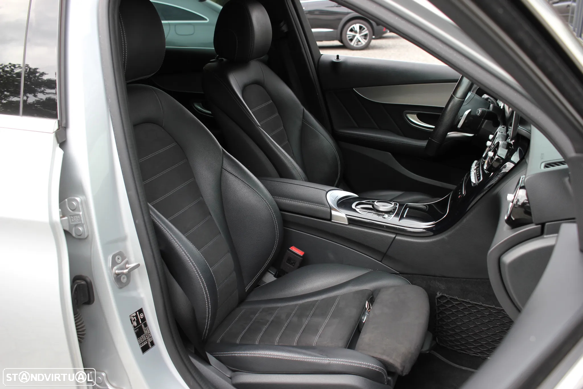 Mercedes-Benz C 220 d AMG Line - 29