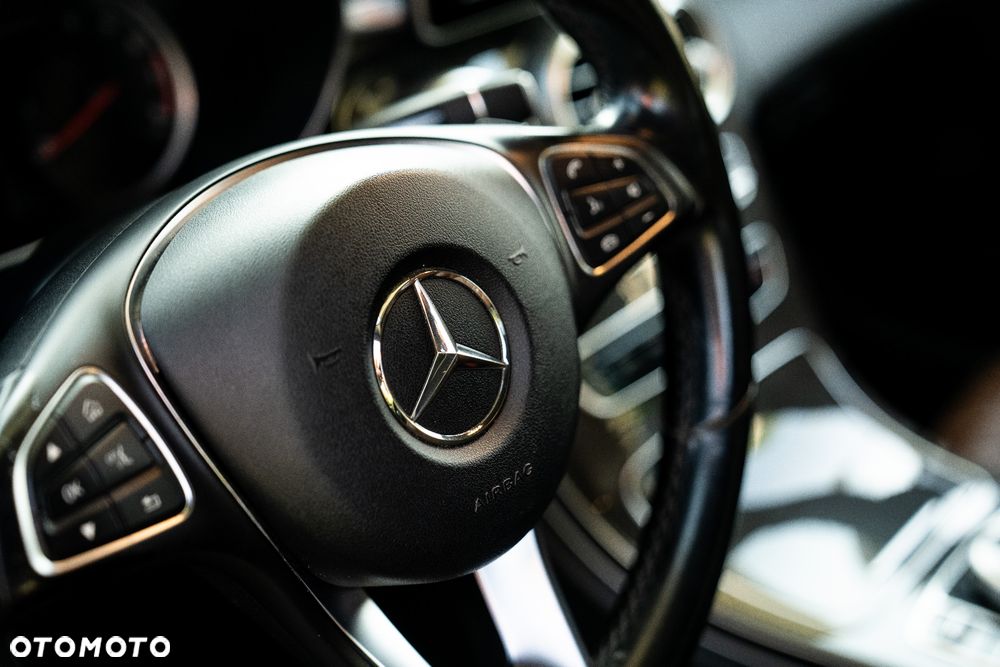Mercedes-Benz Klasa C 450 AMG 4-Matic 7G-TRONIC - 15