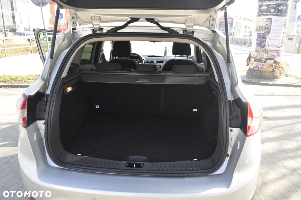 Ford Kuga 2.0 TDCi Trend - 10