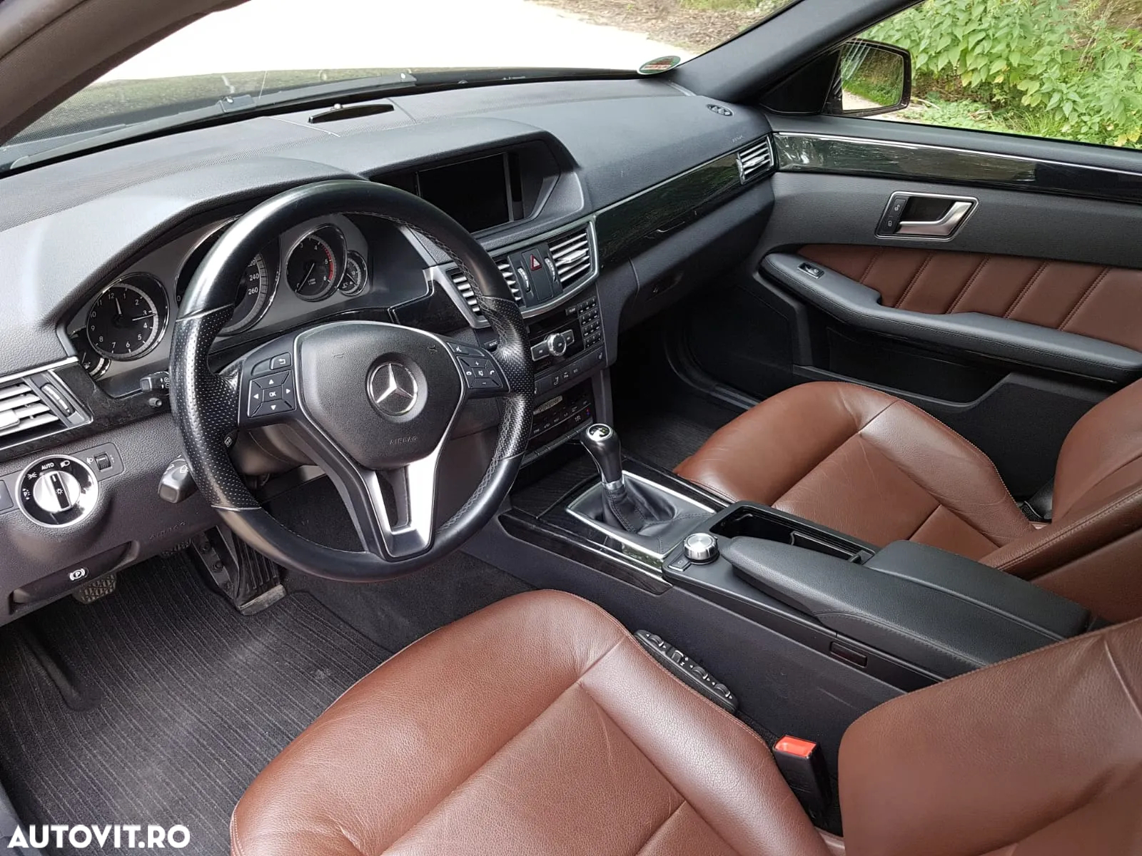 Mercedes-Benz E 220 CDI - 4