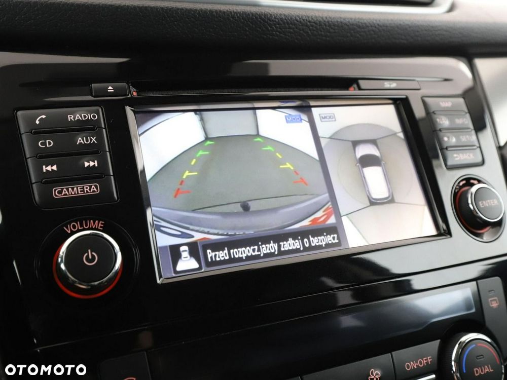 Nissan Qashqai 1.6 DIG-T N-Connecta - 25