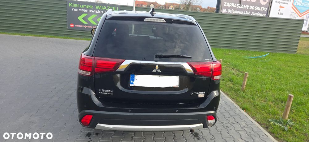 Mitsubishi Outlander 2.0 Intense 4WD CVT - 3