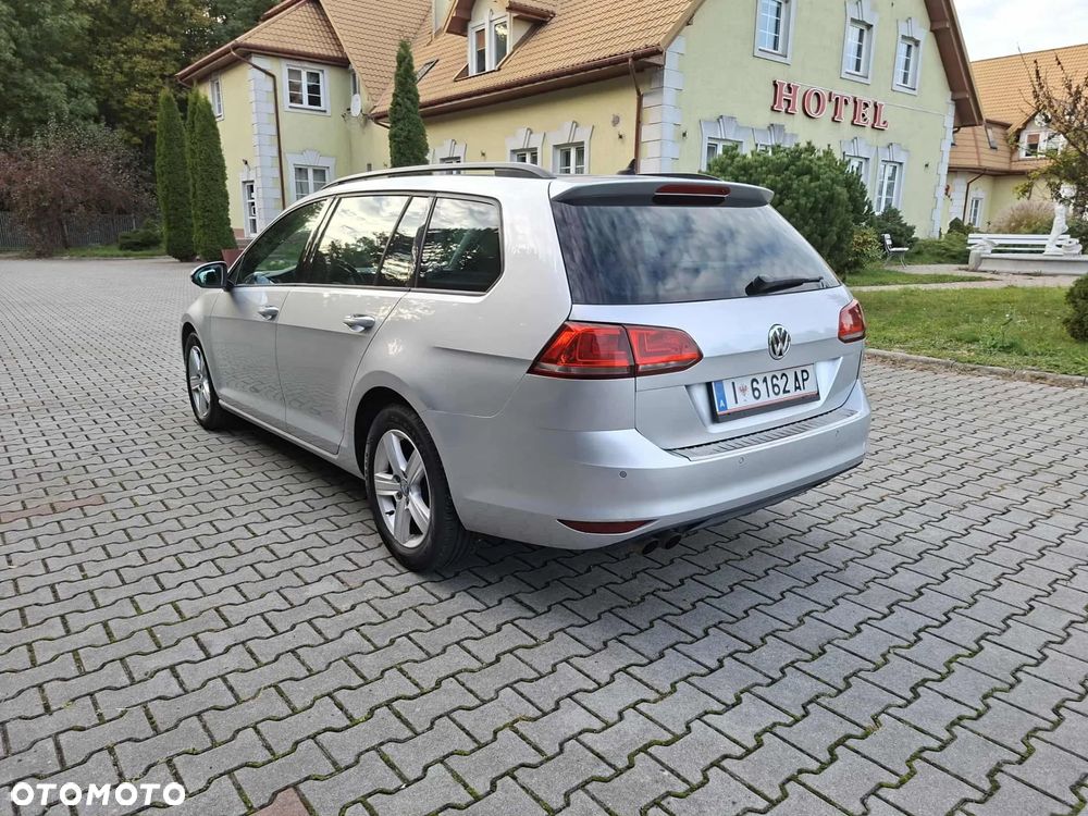 Volkswagen Golf 2.0 BlueTDI Comfortline - 4
