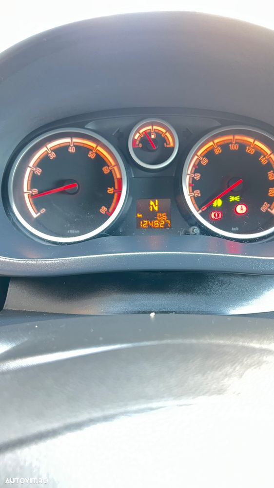 Opel Corsa 1.2 Twinport Van Easytronic - 4