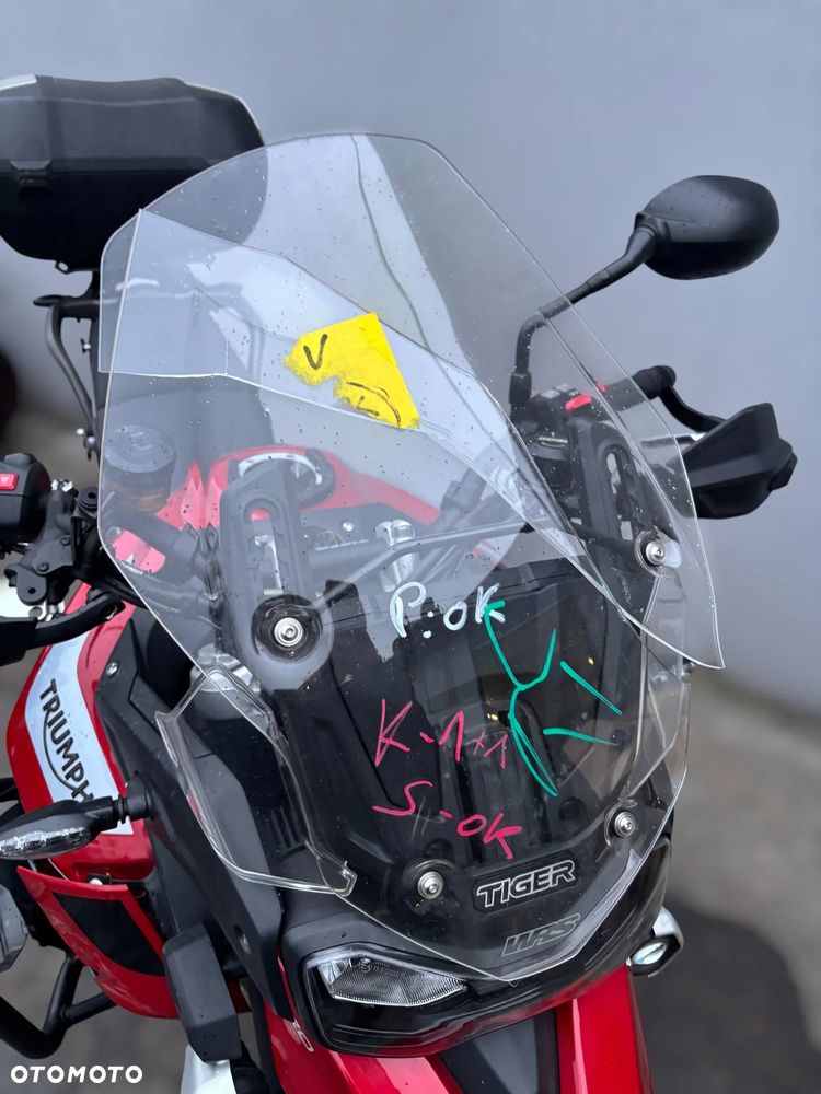 Triumph Tiger - 12