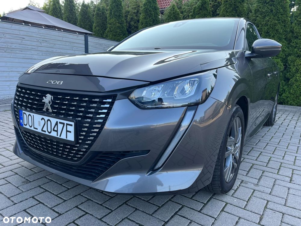Peugeot 208 PureTech 100 EAT8 Allure - 3