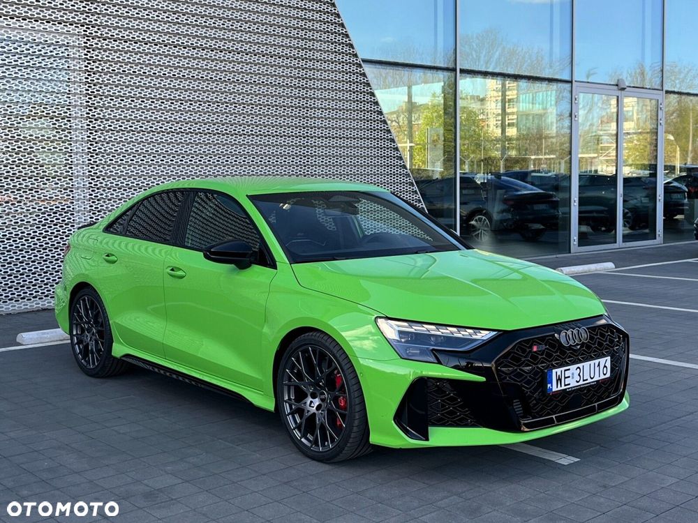Audi RS3 Limousine - 7