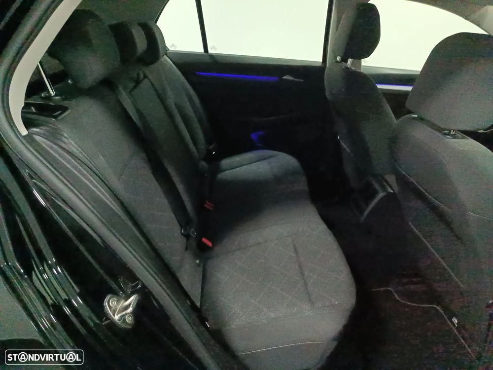 VW Golf 1.0 TSI Life - 25