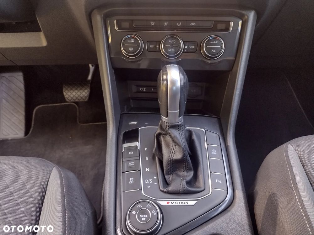 Volkswagen Tiguan 2.0 TDI SCR 4MOTION (BlueMotion Techn.) DSG Sound - 19