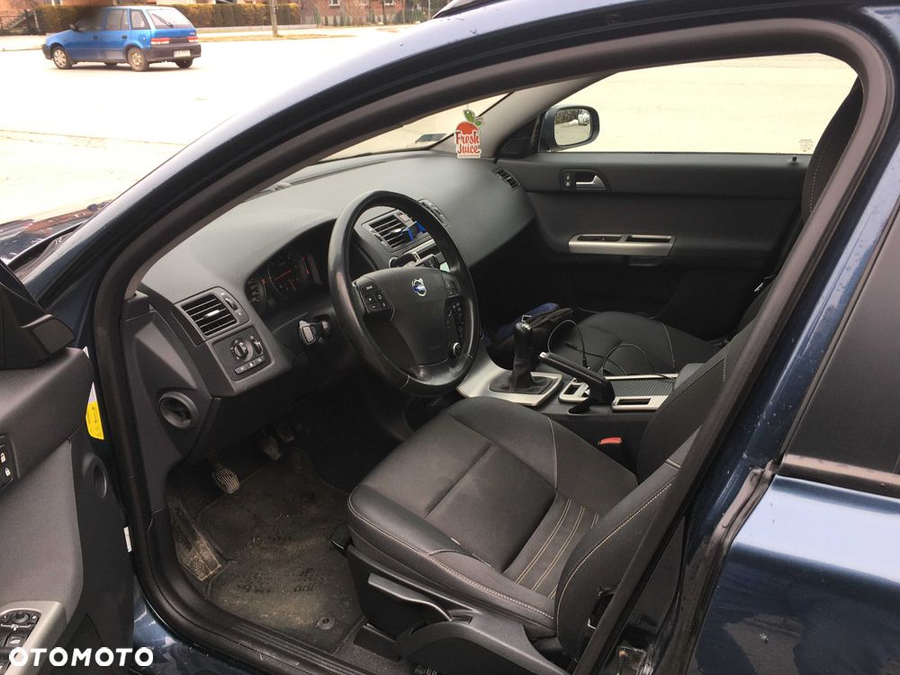Volvo V50 - 6