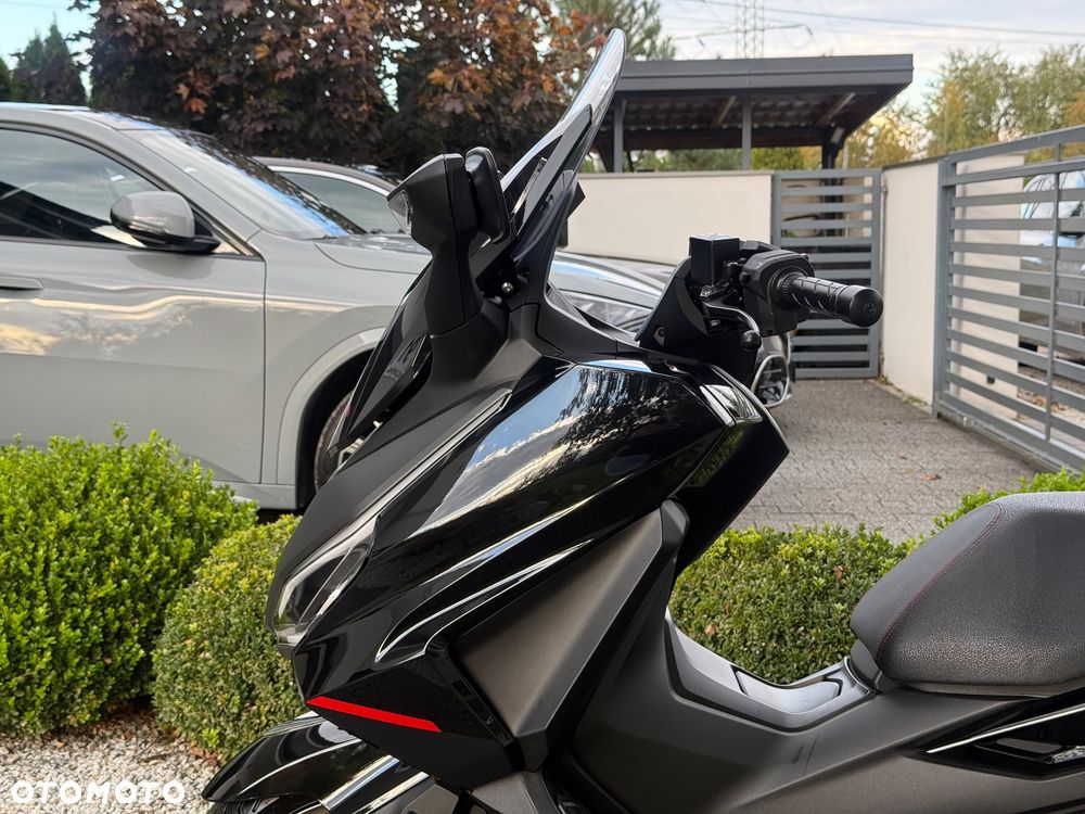 Honda NSS - 27