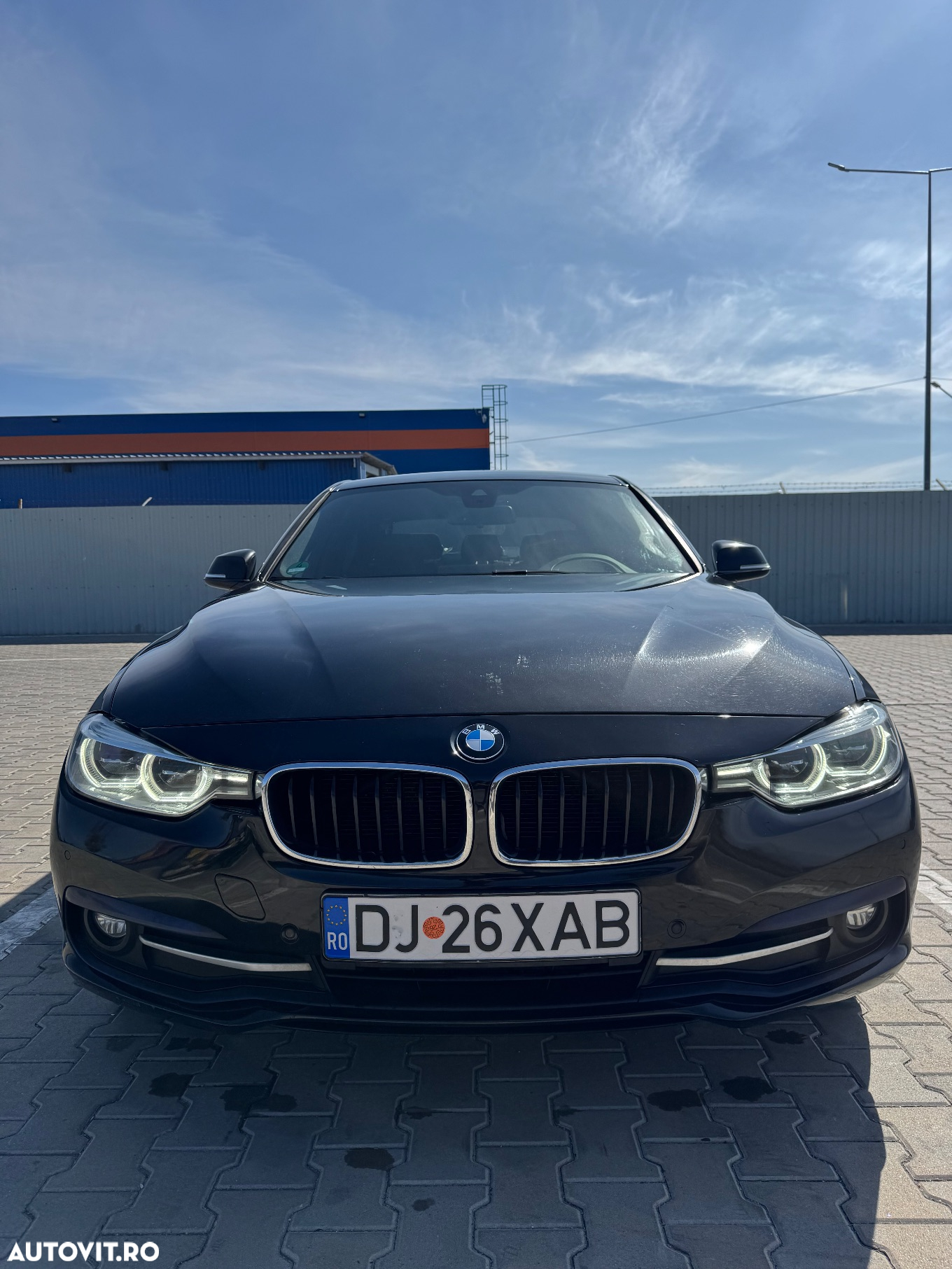 BMW Seria 3 320d Aut. Sport Line - 7