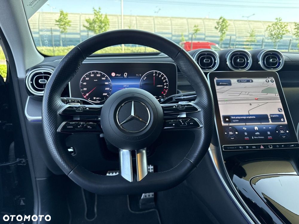 Mercedes-Benz GLC - 11