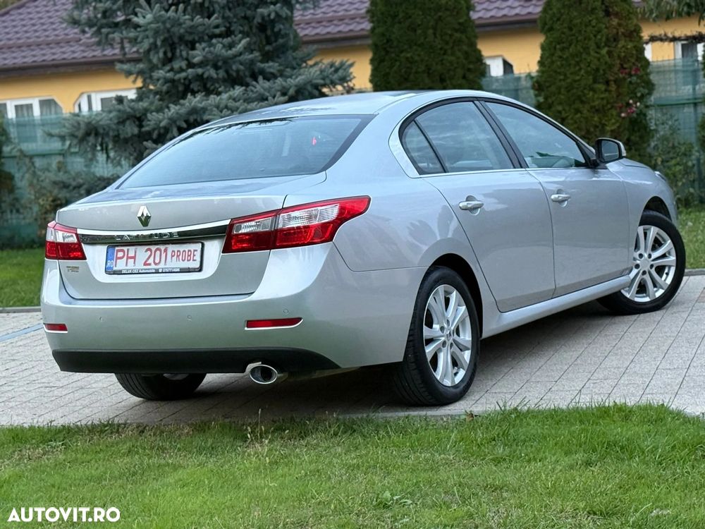 Renault Latitude 2.0 dCi Luxury - 3