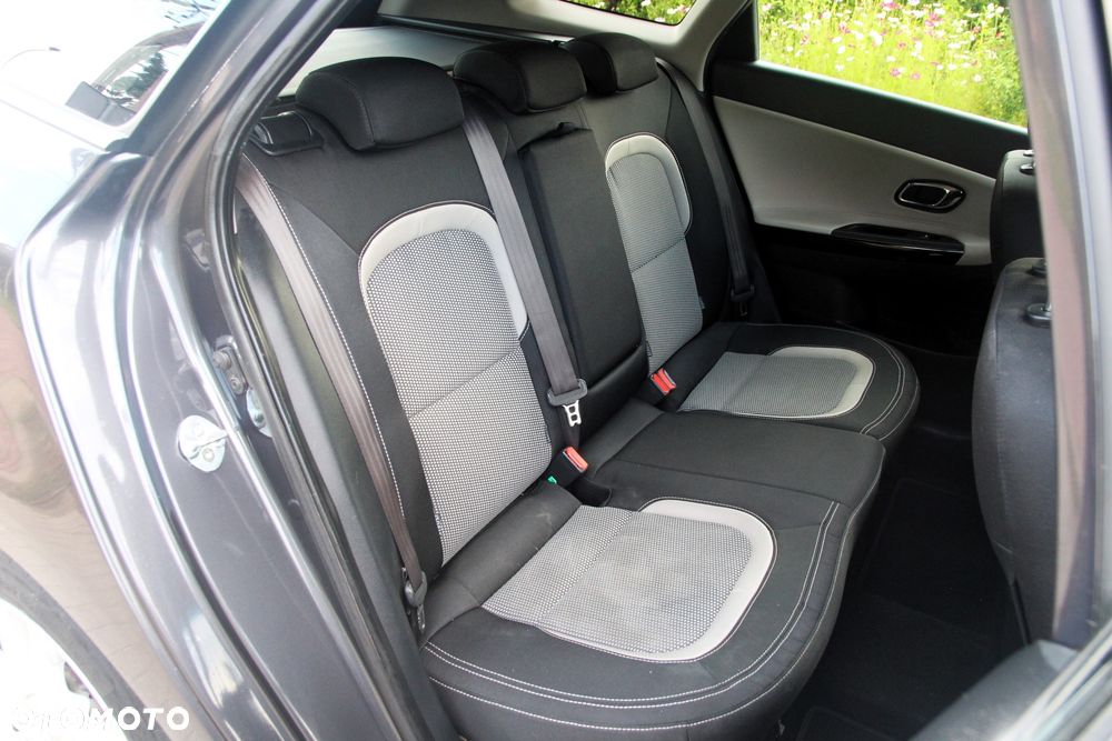 Kia Ceed 1.6 CRDi XL - 30