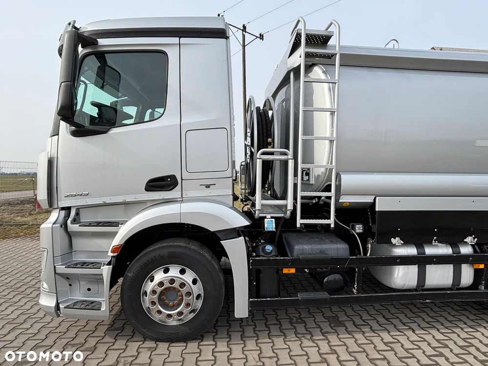 Mercedes-Benz ANTOS 2543 cysterna do dystrybucji paliwa, zabudowa ESTERER , z Niemiec - 6