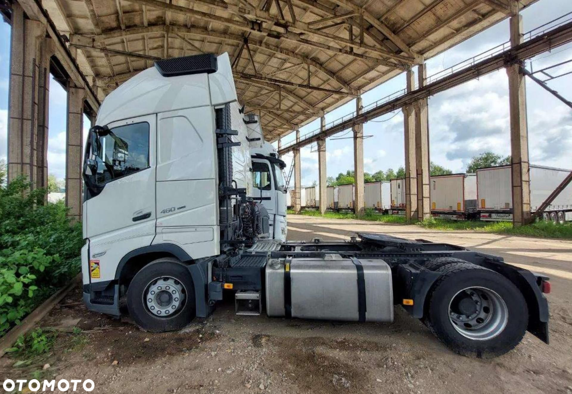Volvo FH 460 Globetrotter XL i-Save - 2