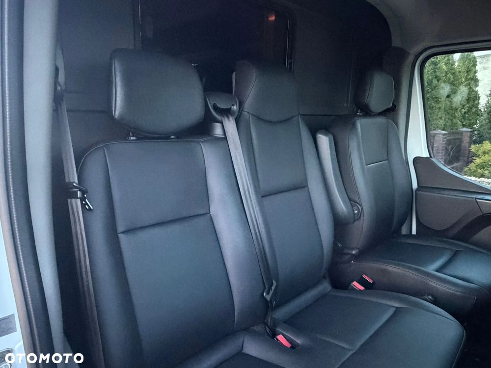Renault MASTER _ 2024r _ KARETKA, AMBULANS _ 2.3 DCI 165KM _ 5 Osobowy - 16