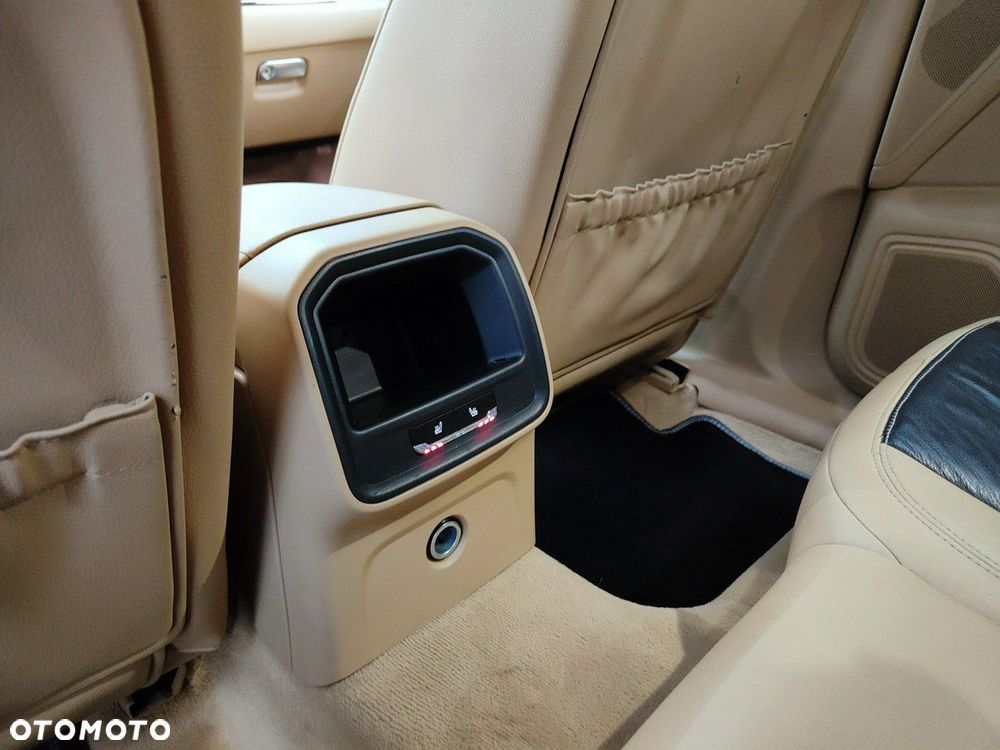 Porsche Macan S - 32