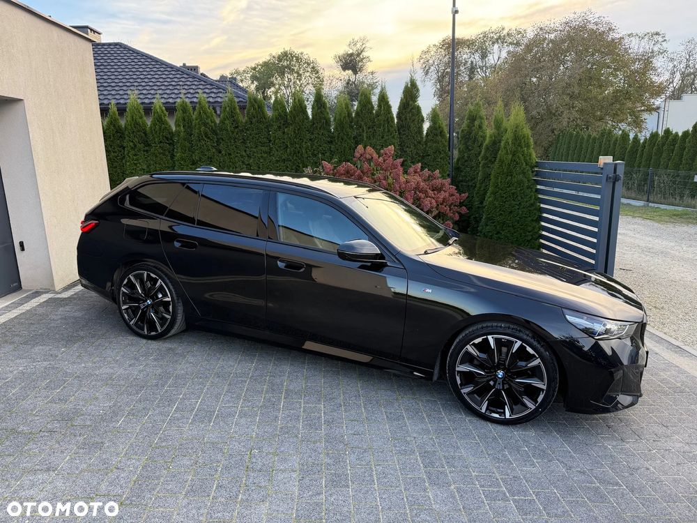 BMW Seria 5 520d xDrive Touring - 35