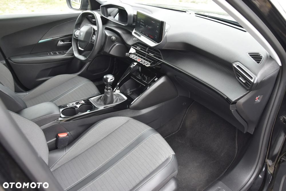 Peugeot 2008 - 19