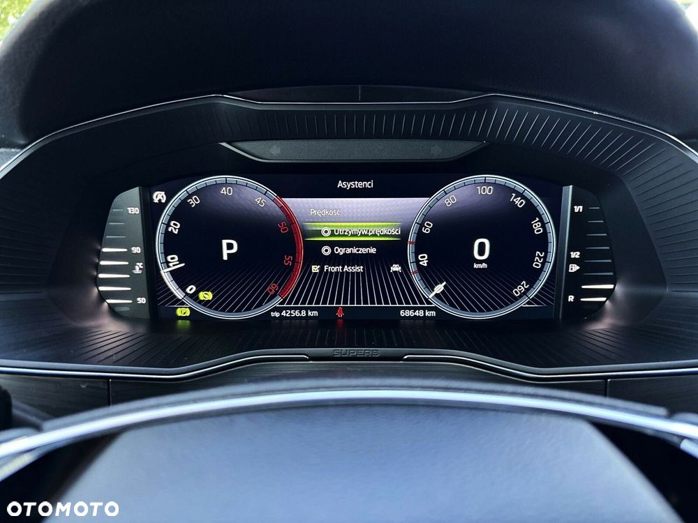 Skoda Superb 2.0 TDI SCR Style DSG - 23