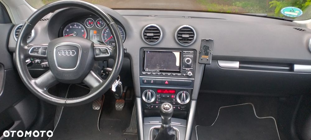 Audi A3 Sportback 1.4 TFSI Attraction - 35