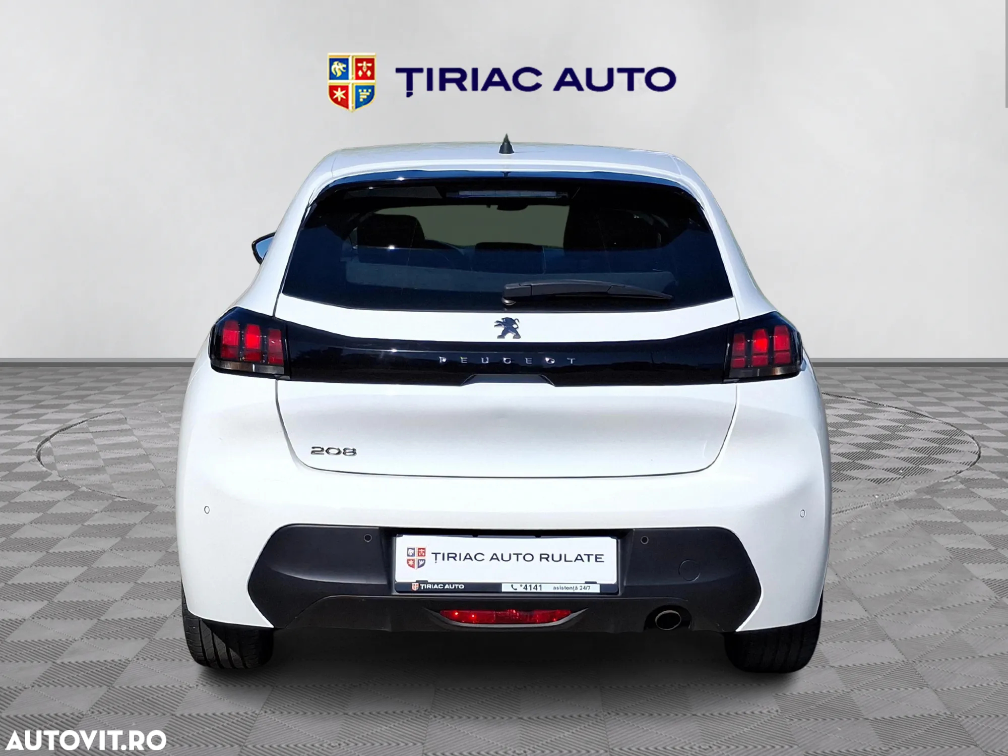 Peugeot 208 - 5