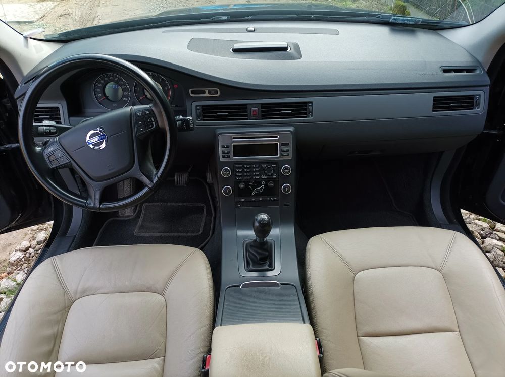 Volvo V70 2.0D Summum - 14