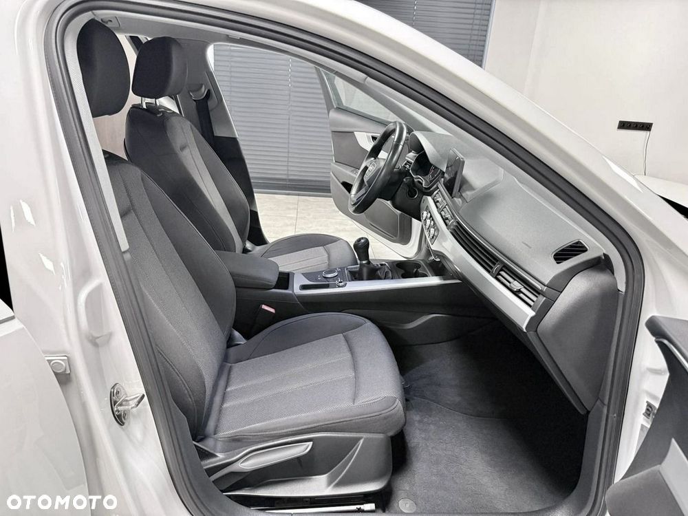 Audi A4 Avant 1.4 TFSI design - 22