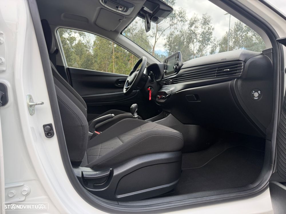 Hyundai Bayon 1.0 T-GDI Premium TT - 37