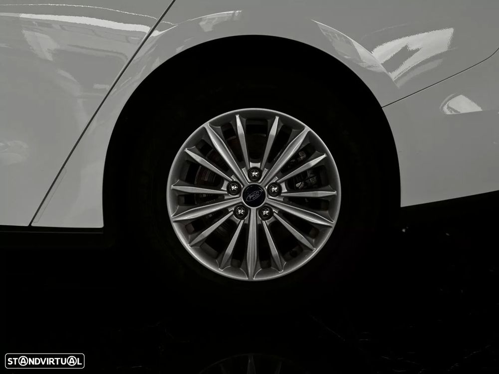 Ford Focus SW 1.5 TDCi EcoBlue Titanium - 15