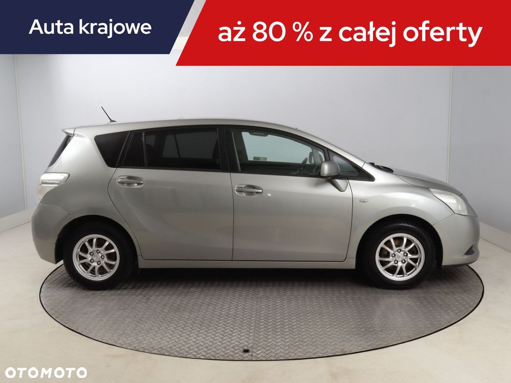 Toyota Verso - 8
