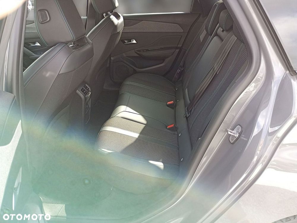 Peugeot 308 1.5 BlueHDi Allure Pack S&S EAT8 - 24