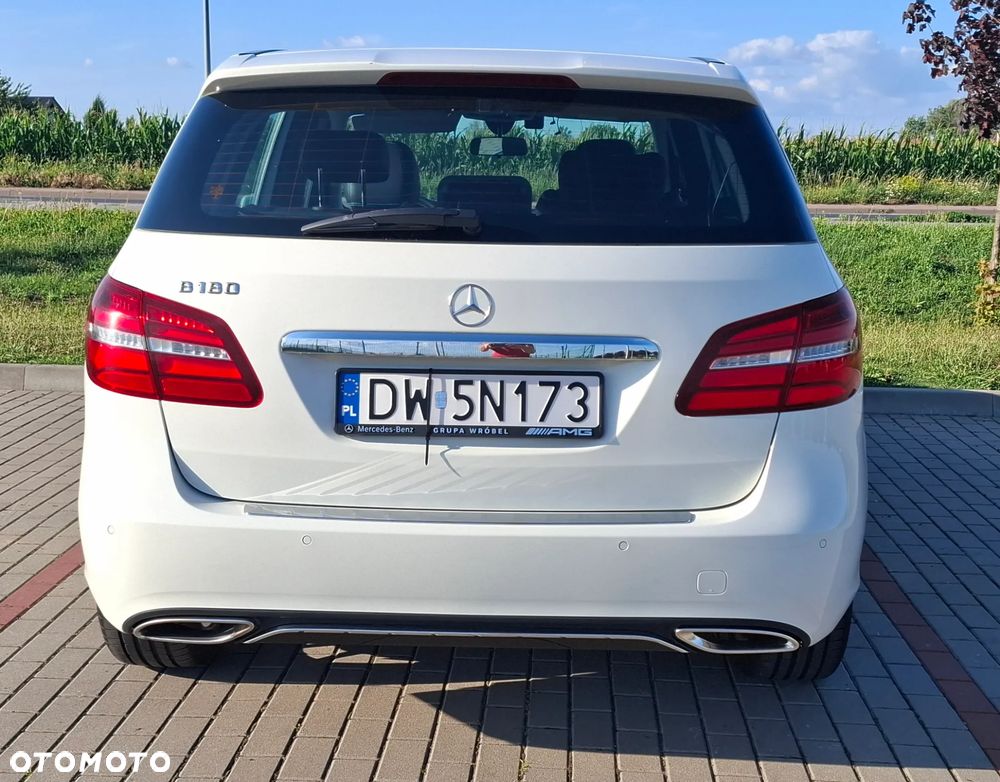 Mercedes-Benz Klasa B 180 7G-DCT Urban - 6