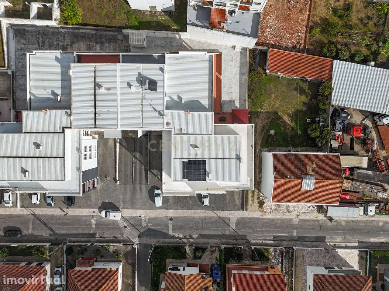 Apartamento T3 com terraço e churrasqueira – Merceana, Alenquer - Grande imagem: 4/36