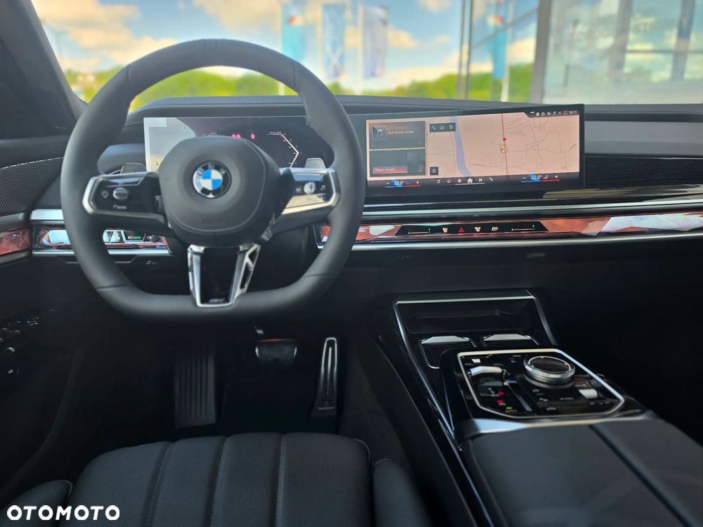 BMW Seria 7 740d xDrive mHEV sport - 23