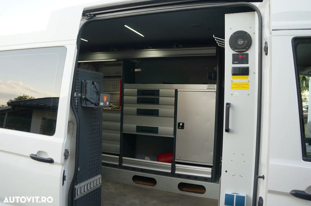 Volkswagen Crafter - 19