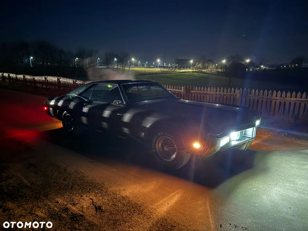 Buick Riviera - 6