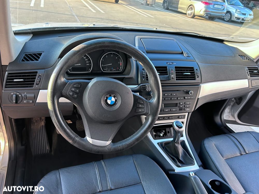 BMW X3 xDrive18d - 11
