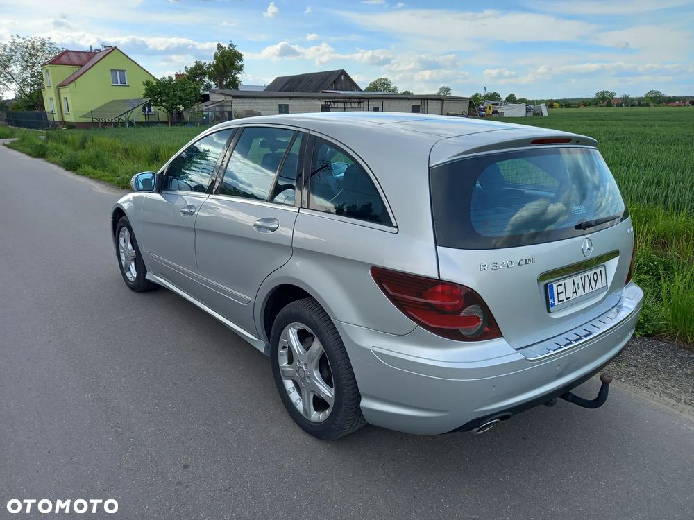 Mercedes-Benz Klasa R 320 CDI 4-Matic - 16
