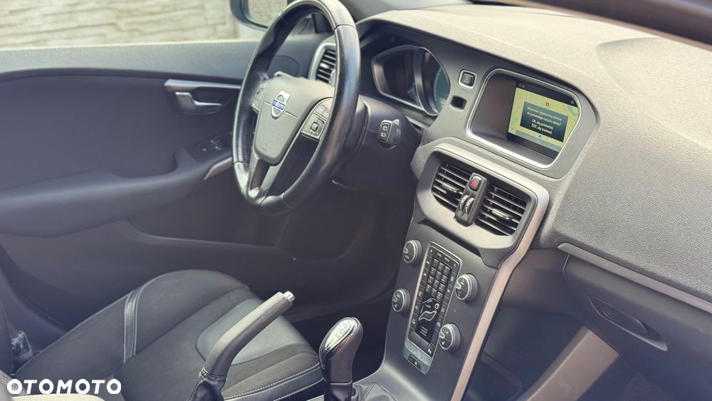Volvo V40 D4 Drive-E Summum - 37