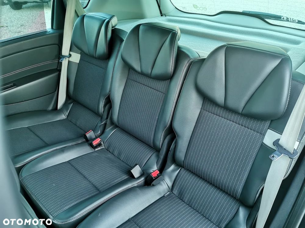 Renault Scenic Energy dCi 110 S&S Bose Edition - 12