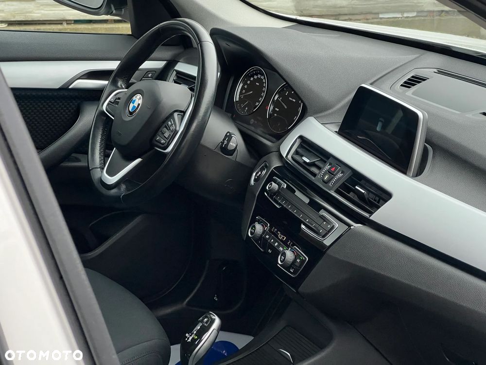 BMW X1 - 10
